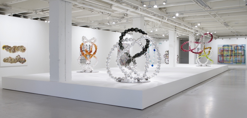 Le Nœud de Babel (gauche), The Knot of the Real (centre), Le Nœud miroir et rouge (droite), 2012. | Le Nœud de Babel (left), The Knot of the Real (center), Le red mirrored knot (right), 2012. 